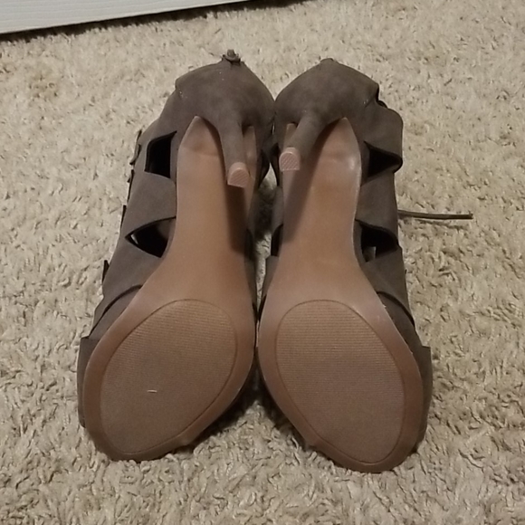 High heels Booties - Picture 3 of 3